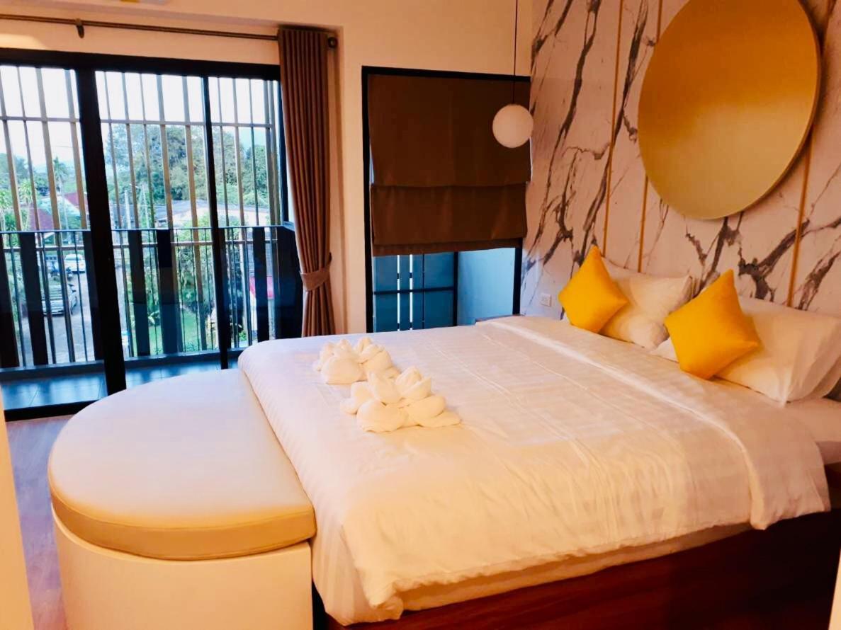 La La Moon Krabi Poshtel'N' Pool住宿加早餐旅馆 外观 照片