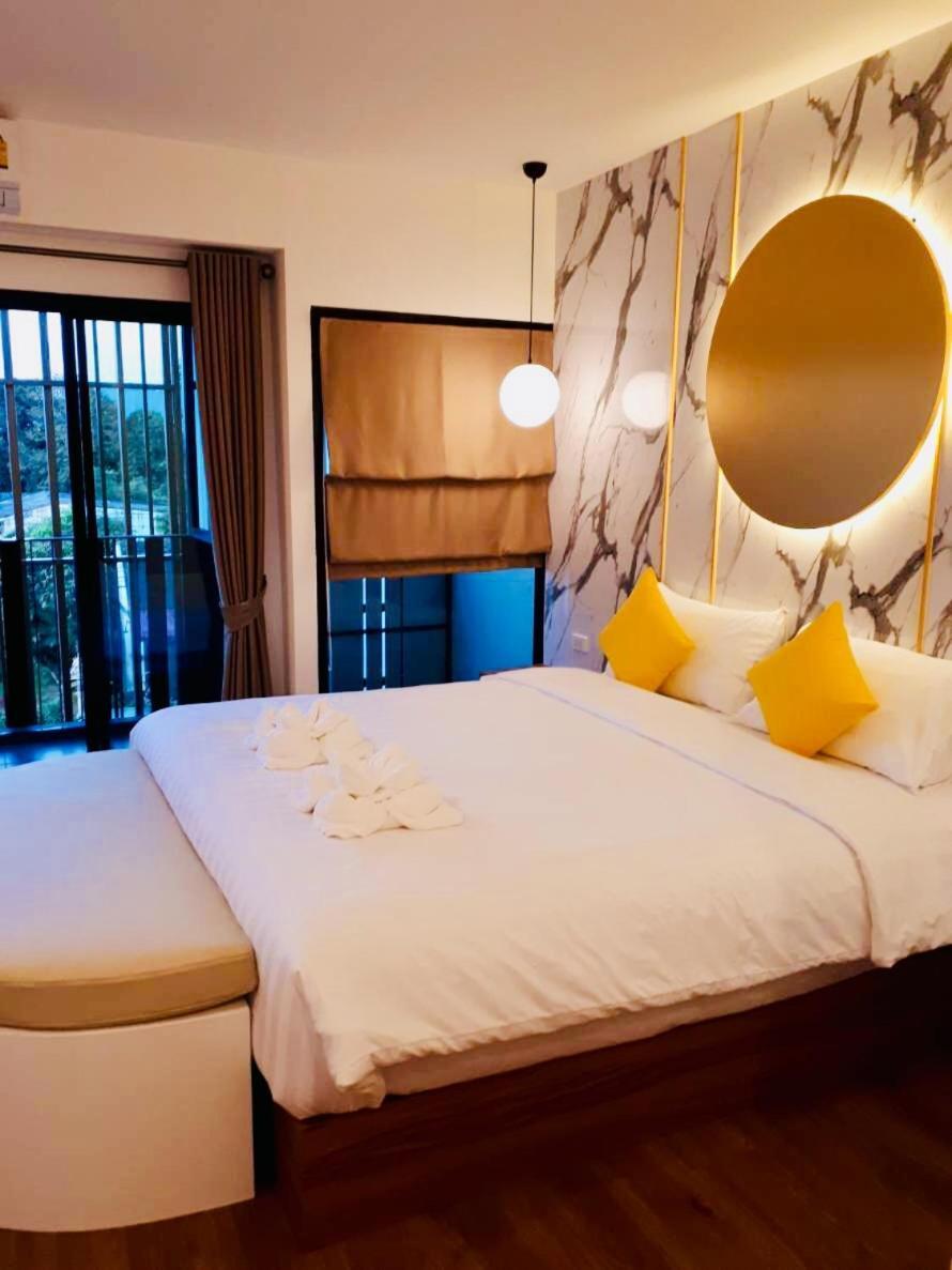 La La Moon Krabi Poshtel'N' Pool住宿加早餐旅馆 外观 照片